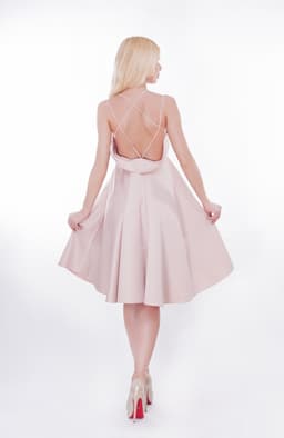 Rochie eleganta roz prafuit 4