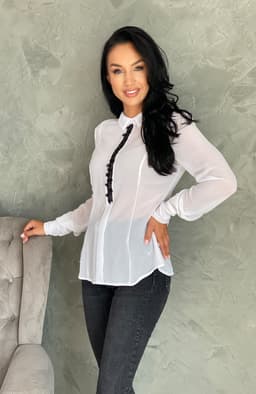 Camasa dama alba eleganta cu aplicatii 2