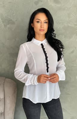 Camasa dama alba eleganta cu aplicatii 3