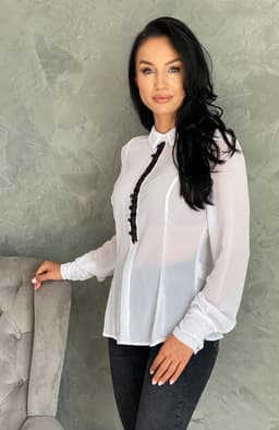 Camasa dama alba eleganta cu aplicatii 5