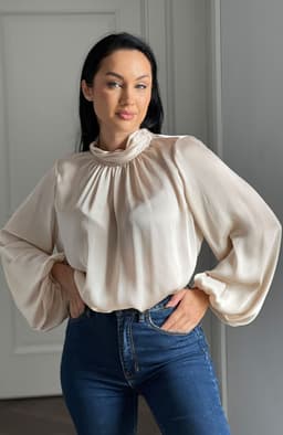 Camasa dama eleganta bej 1