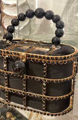 Poseta dama neagra cu aplicatii pietre 4