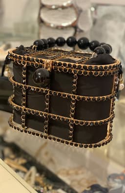 Poseta dama neagra cu aplicatii pietre 1