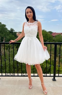 Rochie alba de cununie cu dantela si tull 4