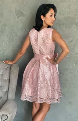 Rochie baby doll din dantela roz 5