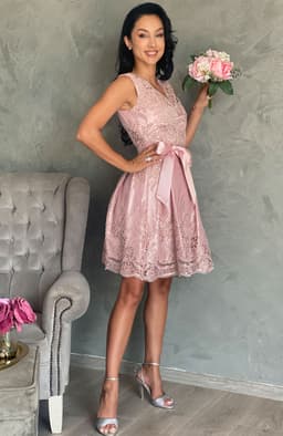 Rochie baby doll din dantela roz 4