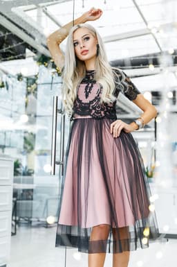 Rochie baby doll eleganta cu dantela neagra 1