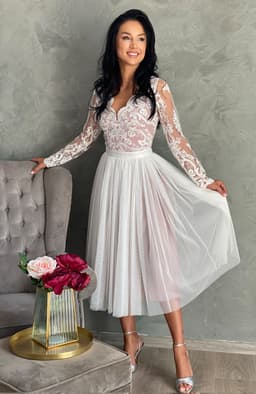 Rochie cununie civila alba midi cu dantela si tul 4