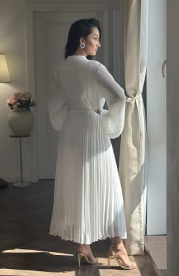 Rochie de cununie alba cu fusta plisata 5