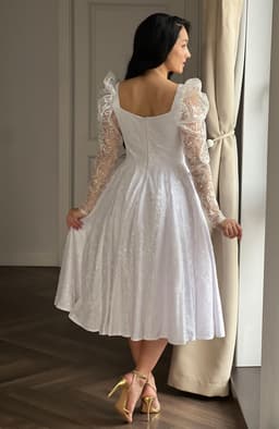 Rochie de cununie alba din dantela cu maneci lungi 6