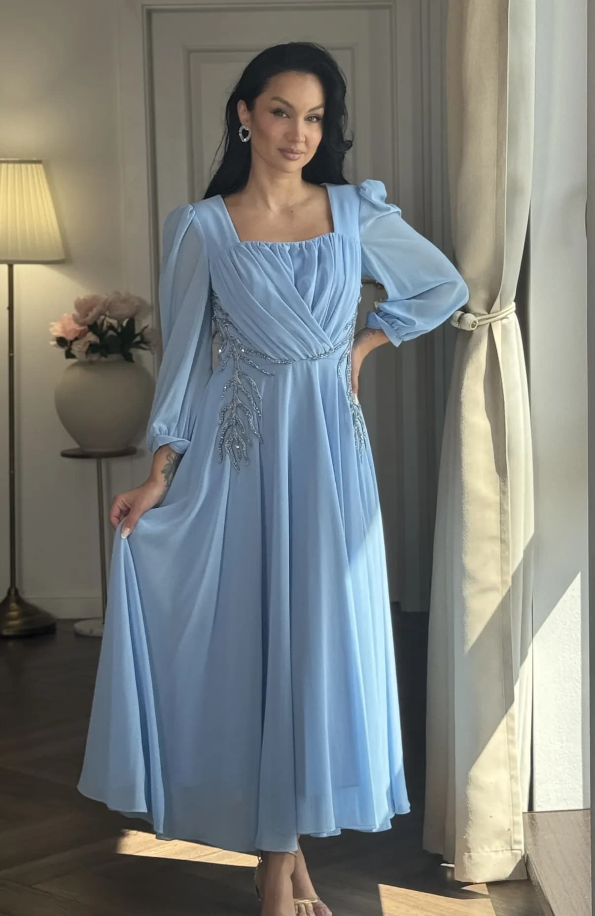 Rochie de ocazie din voal albastra lunga