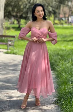 Rochie de ocazie eleganta roz din organza 5