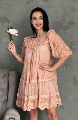 Rochie de ocazie roz cu broderie dantela 3