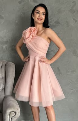 Rochie de ocazie roz din tull 3