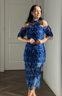 Rochie din paiete midi cu umerii goi bleu 6