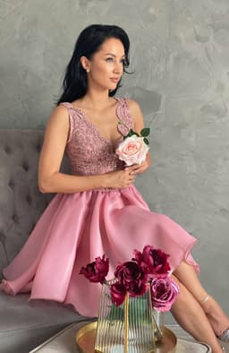 Rochie eleganta de ocazie roz din dantela si voal 7