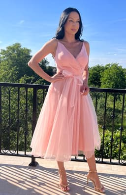 Rochie eleganta roz midi din tull 1