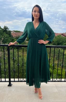 Rochie plisata lunga verde cu maneci 4