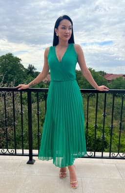 Rochie plisata verde deschis 7