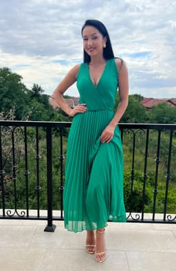Rochie plisata verde deschis 2