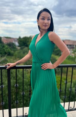 Rochie plisata verde deschis 4