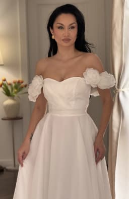 Rochie stare civila alba cu corset 4