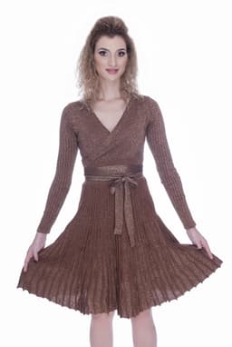 Rochie tricotata eleganta de zi maro 1