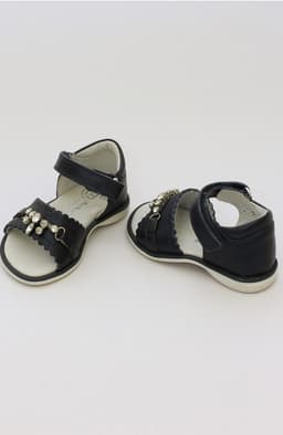 Sandale fete negre cu aplicatii pietre 2