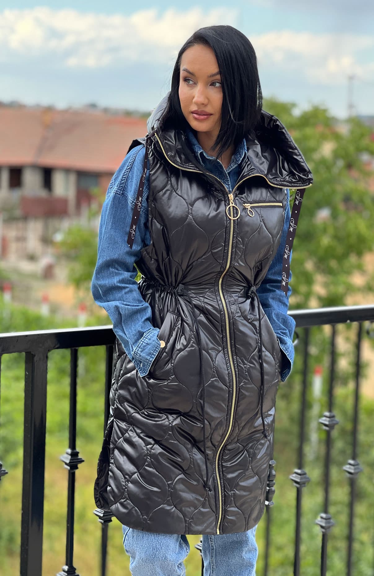 Vesta dama neagra lunga cu fermoar