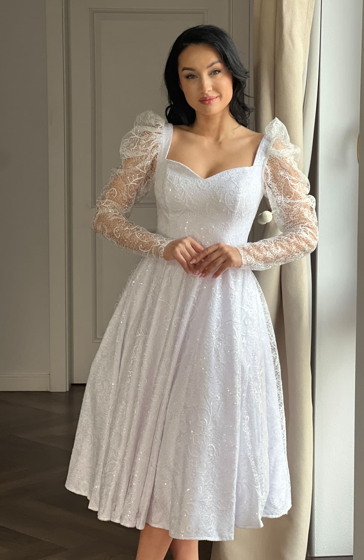 Rochie de cununie alba din dantela cu maneci lungi