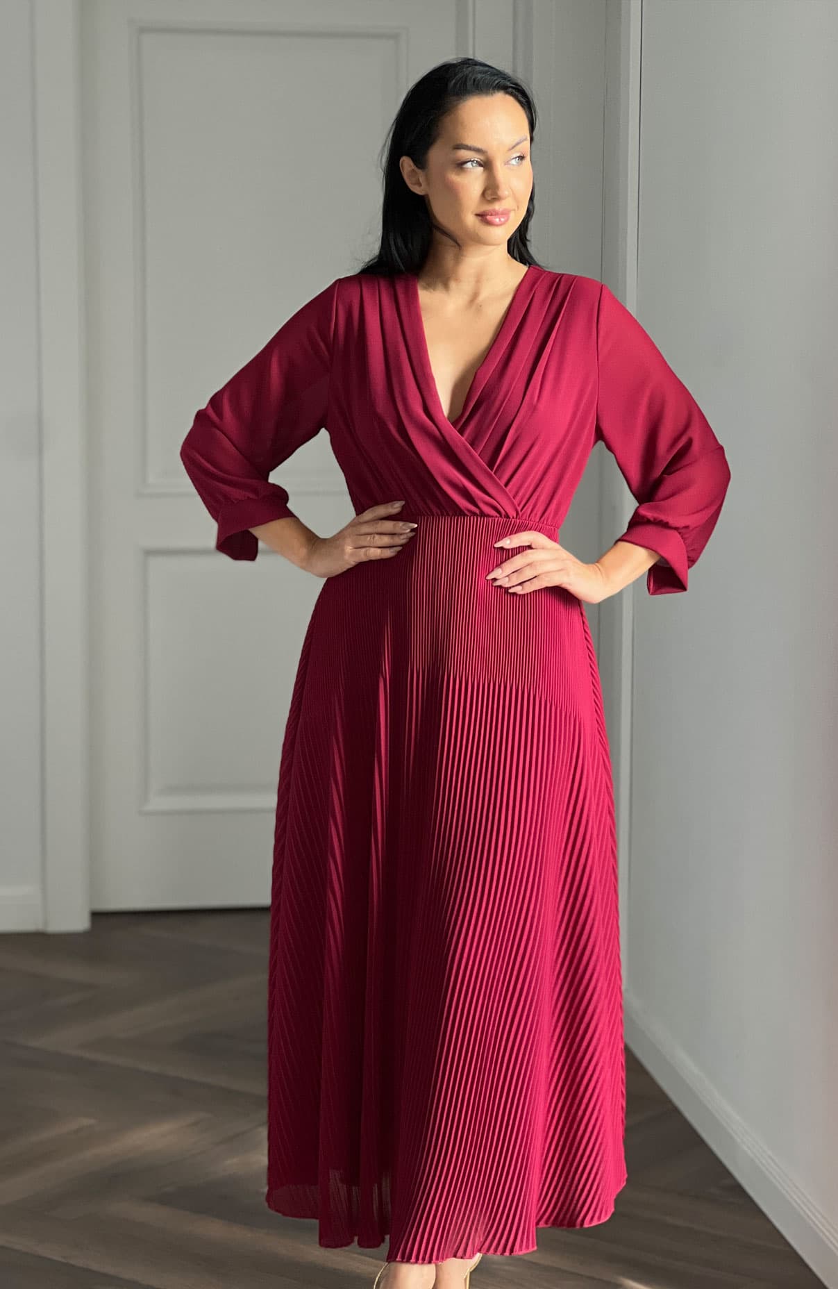 Rochie plisata lunga burgund